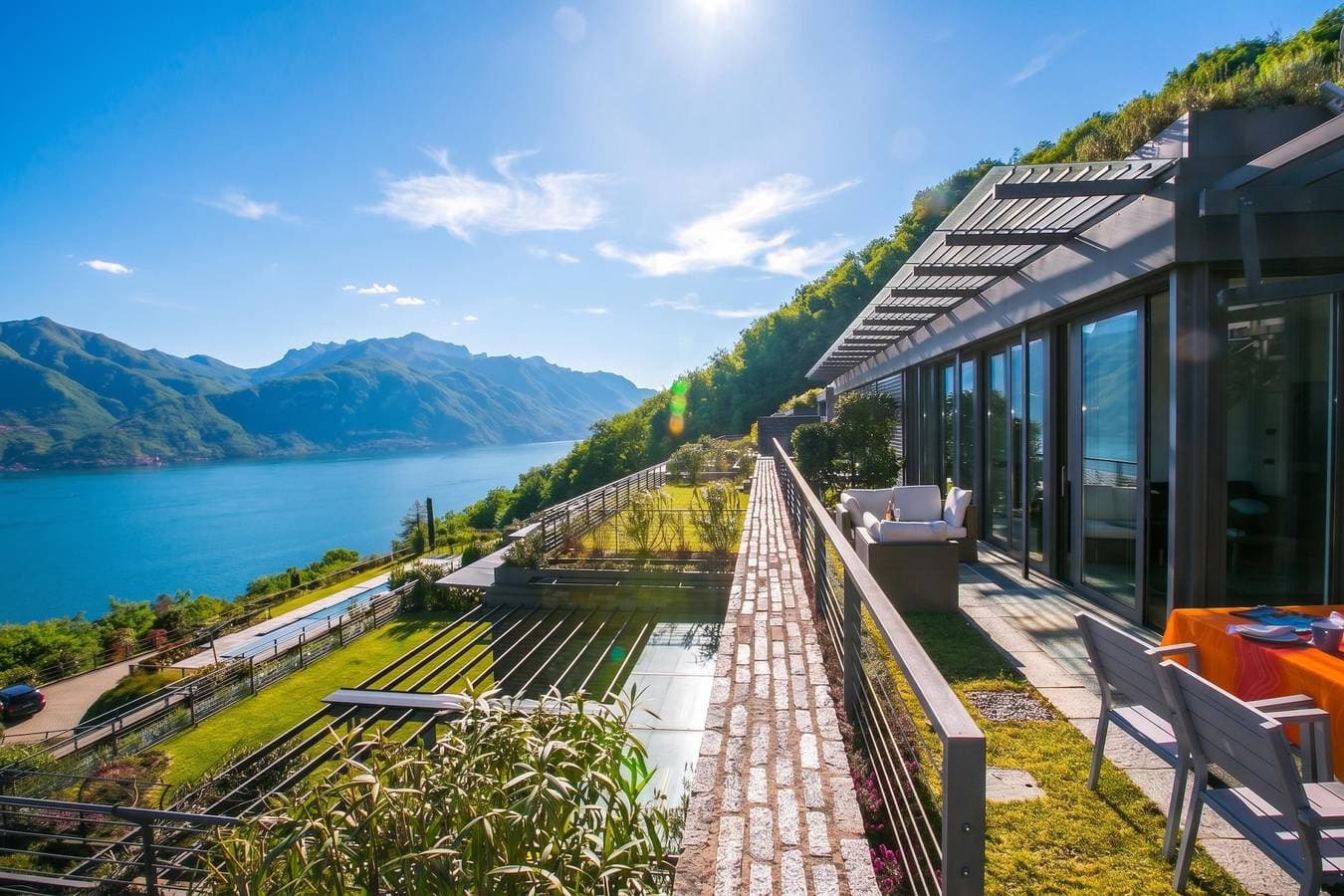 Foto 3 von 30: Penthouse-LakeView-AC-PrivateGarden