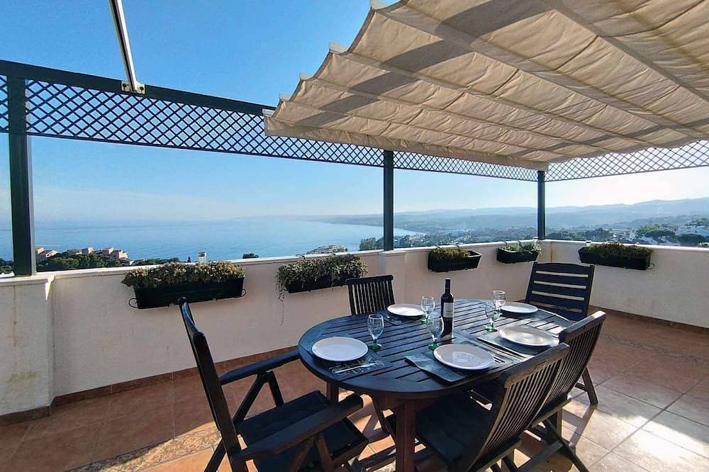 Penthouse in Estepona mit zwei Schlafzimmern und einem Badezimmer 1