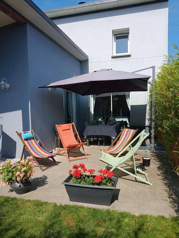 Foto 6 von 29: Three-Bedroom House