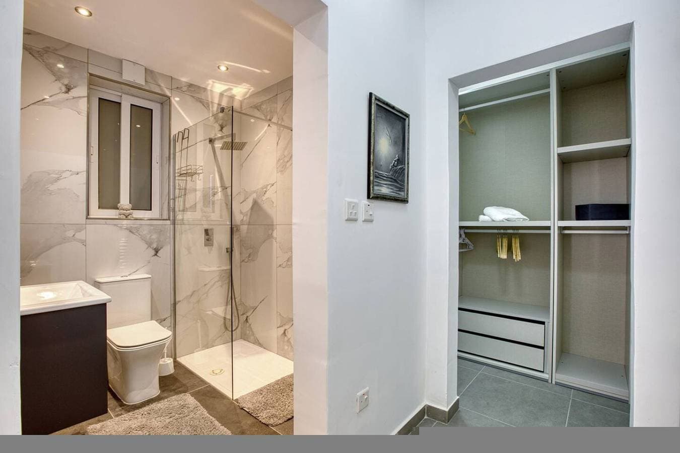 Foto 9 von 43: Ferienwohnung für 4 Personen mit Balkon