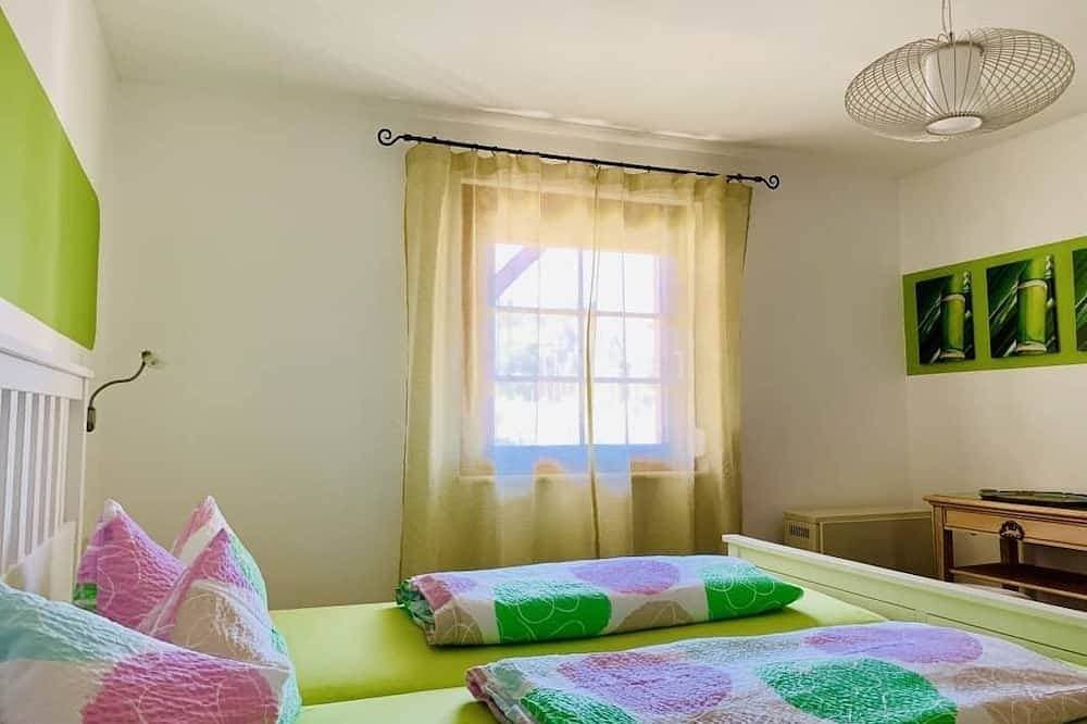 Foto 6 von 30: Gemütliche ****-Sterne Ferienwohnung mit großem überdachtem Balkon