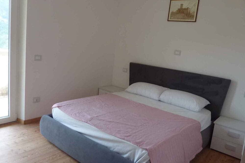 Foto 2 von 24: Ferienwohnung mit Terrasse und Parkplatz
