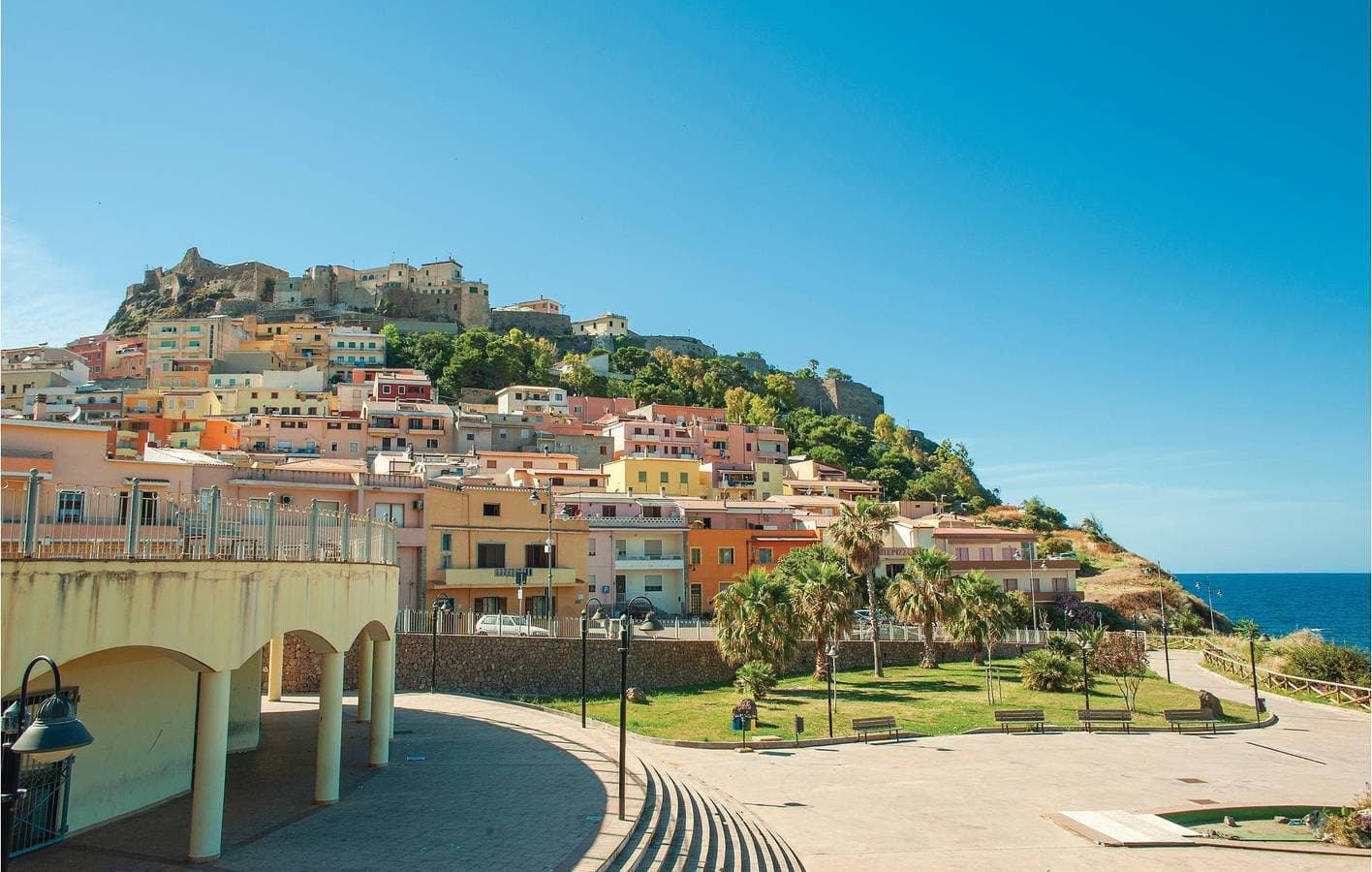 Foto 6 von 20: Gemütliche Unterkunft am Strand: Parkplatz, AC, Pool, Terrasse