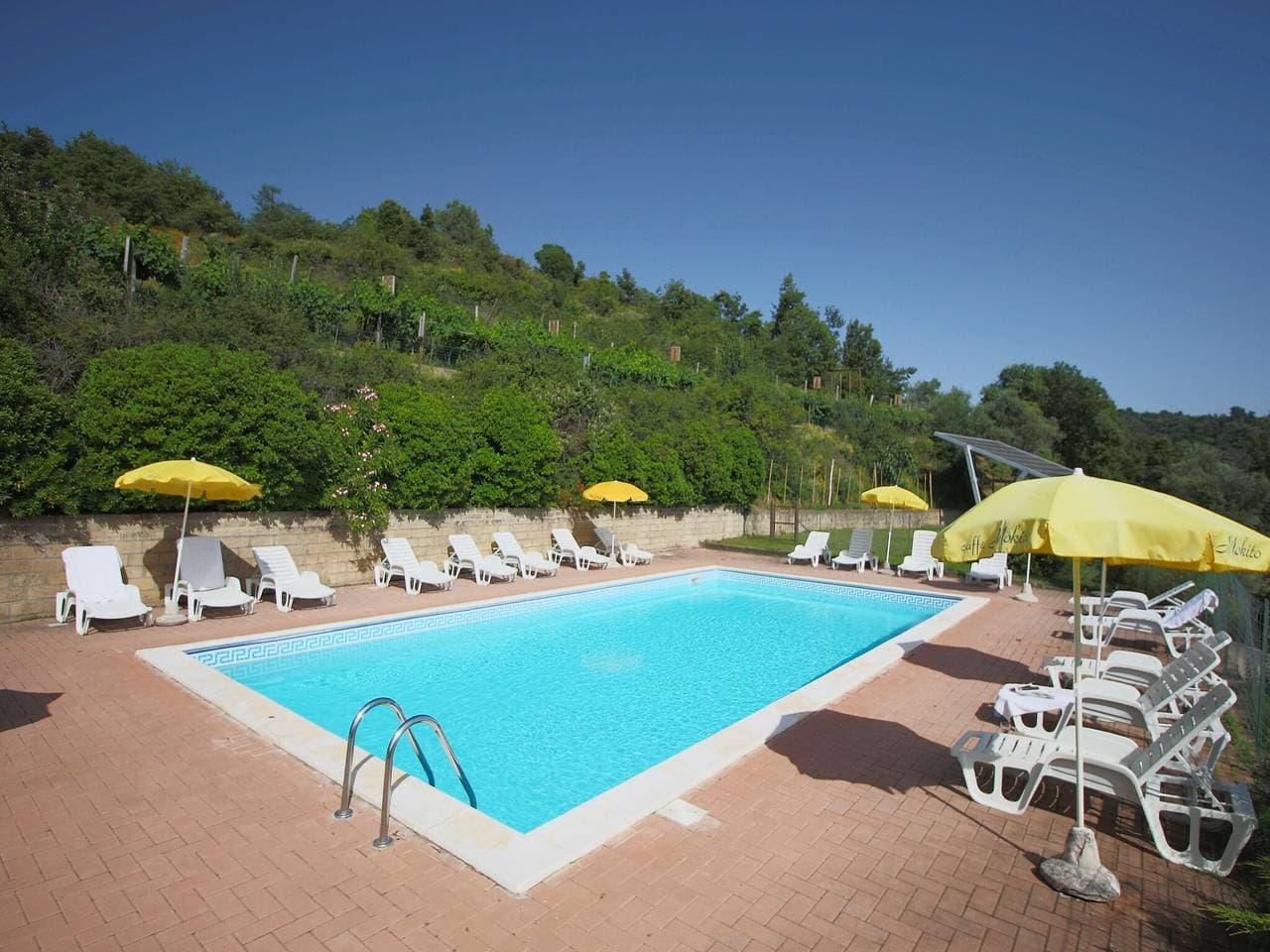 Foto 10 von 77: Bauernhaus in Paciano mit Pool & Aussicht