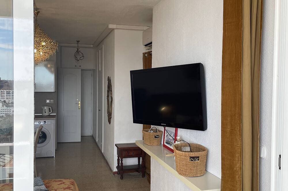 Foto 4 von 14: Casa Sol y Mar - Seaview - private parking-renovated studio