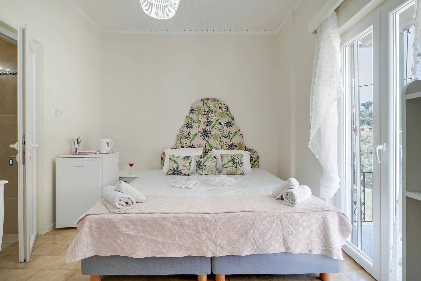 Foto 8 von 20: Zimmer 'M6 Room' mit Gemeinschaftspool, WLAN und Klimaanlage