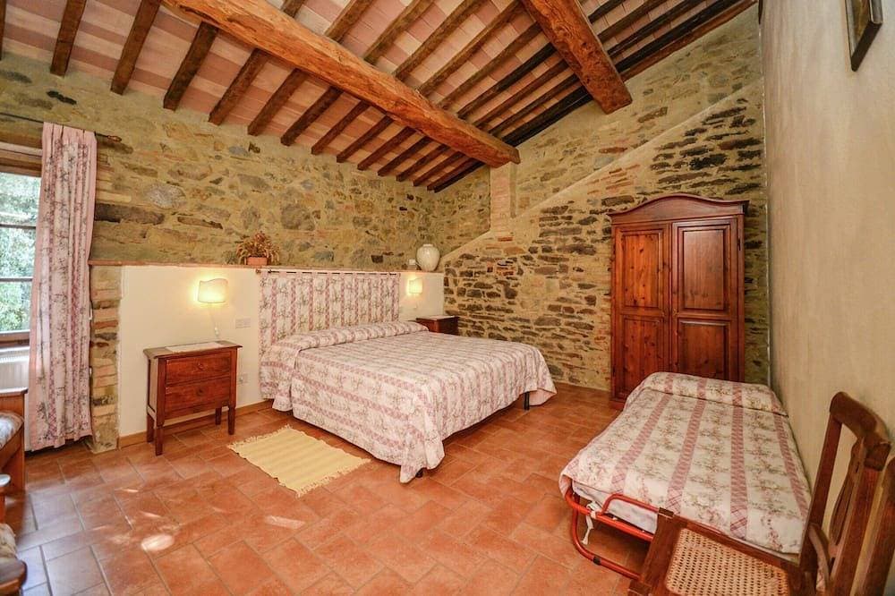 Foto 3 von 30: Ferienhaus in Monte Santa Maria mit Pool