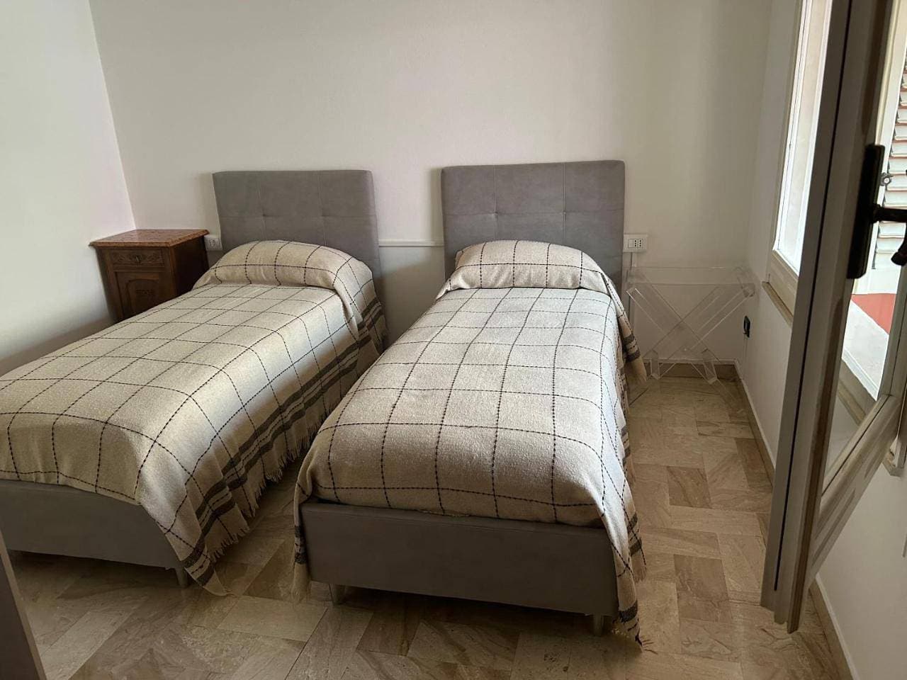 Foto 10 von 11: Twin Room