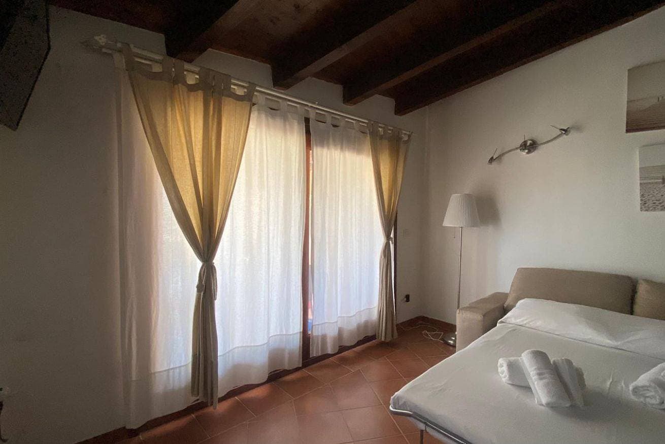 Foto 8 von 21: Ferienwohnung für 5 Personen mit Balkon/Terrasse