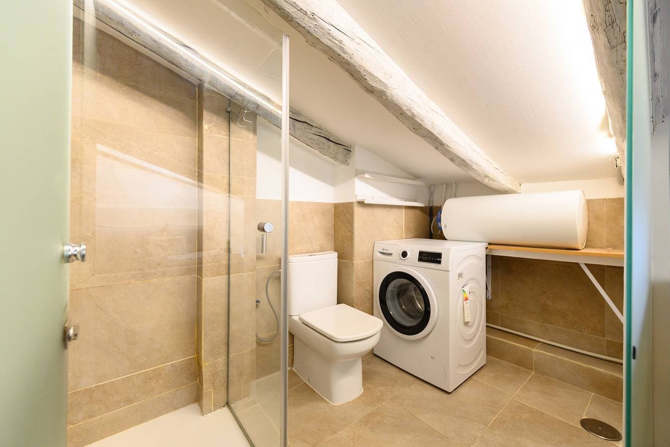 Foto 5 von 35: M Ático de 1 dormitorio en Moncloa