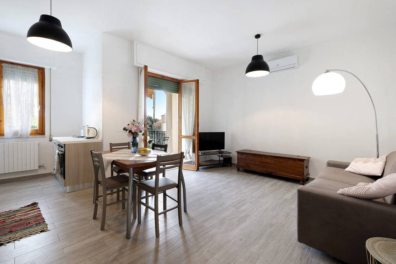 Foto 12 von 18: Ferienwohnung Bilocale sul Borgo mit Balkonen und WLAN
