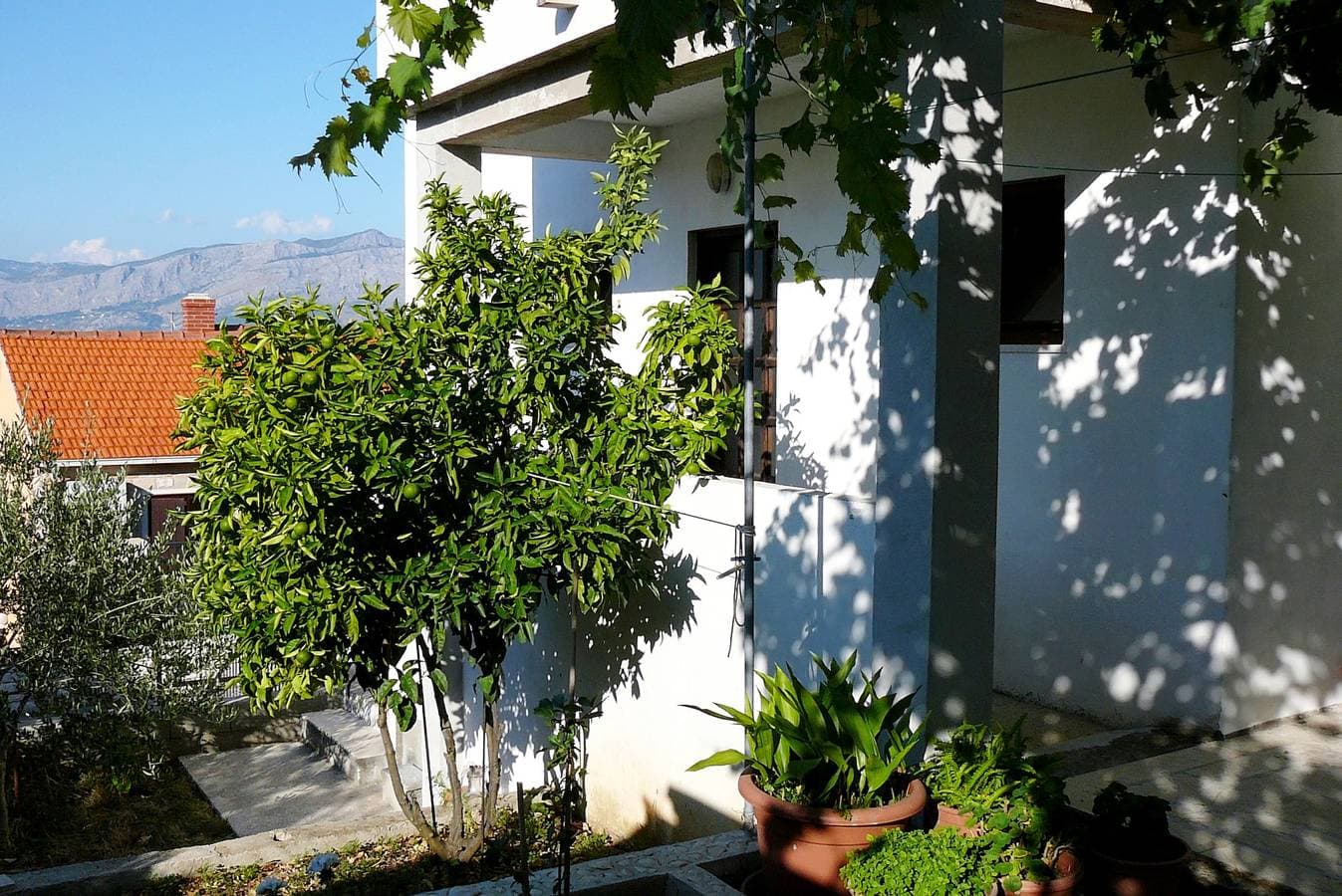 Foto 6 von 22: 1-Zimmer-Ferienwohnung mit Terrasse und Meerblick Postira, Brac -a