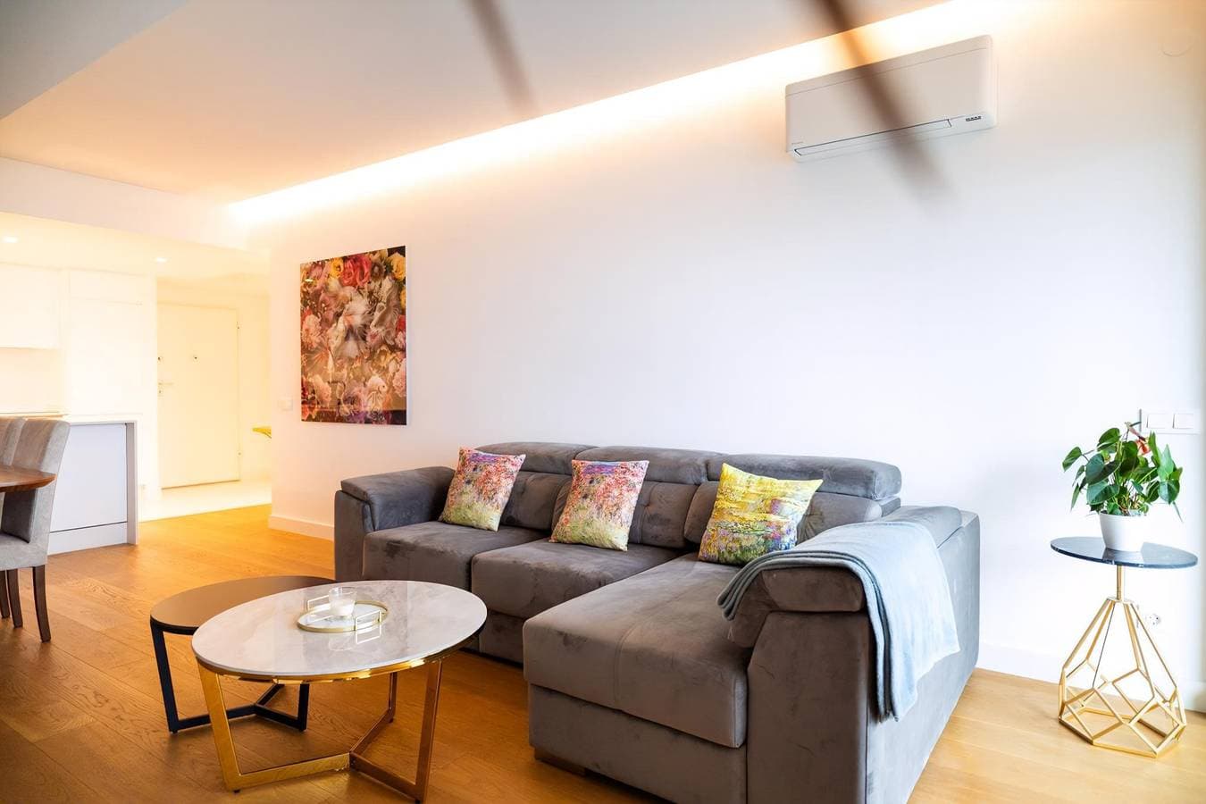 Foto 11 von 57: Ferienwohnung für 4 Personen mit Pool