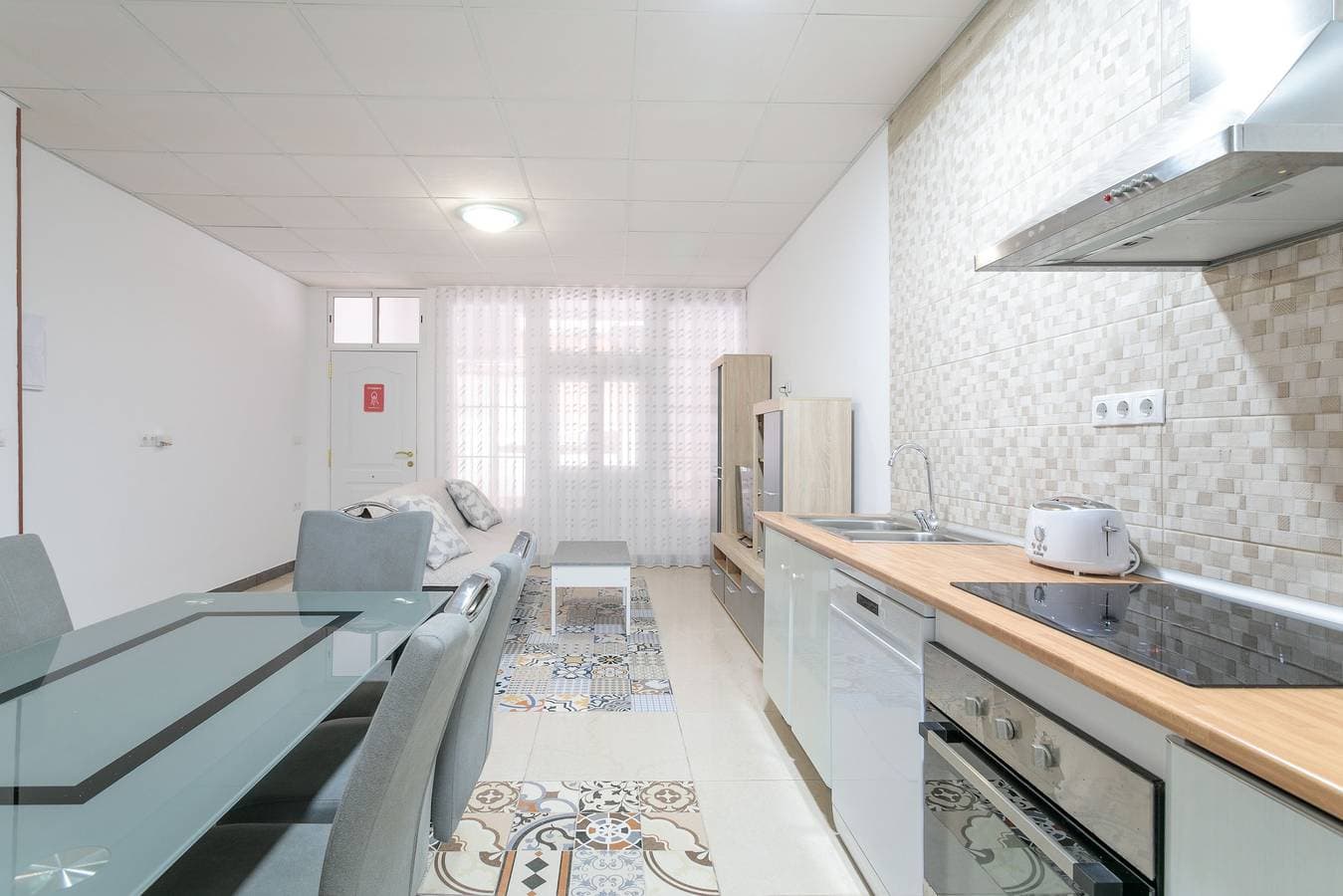 Foto 11 von 24: Ferienwohnung 'Mar Y Sol' mit privater Terrasse, Wi-Fi und Klimaanlage