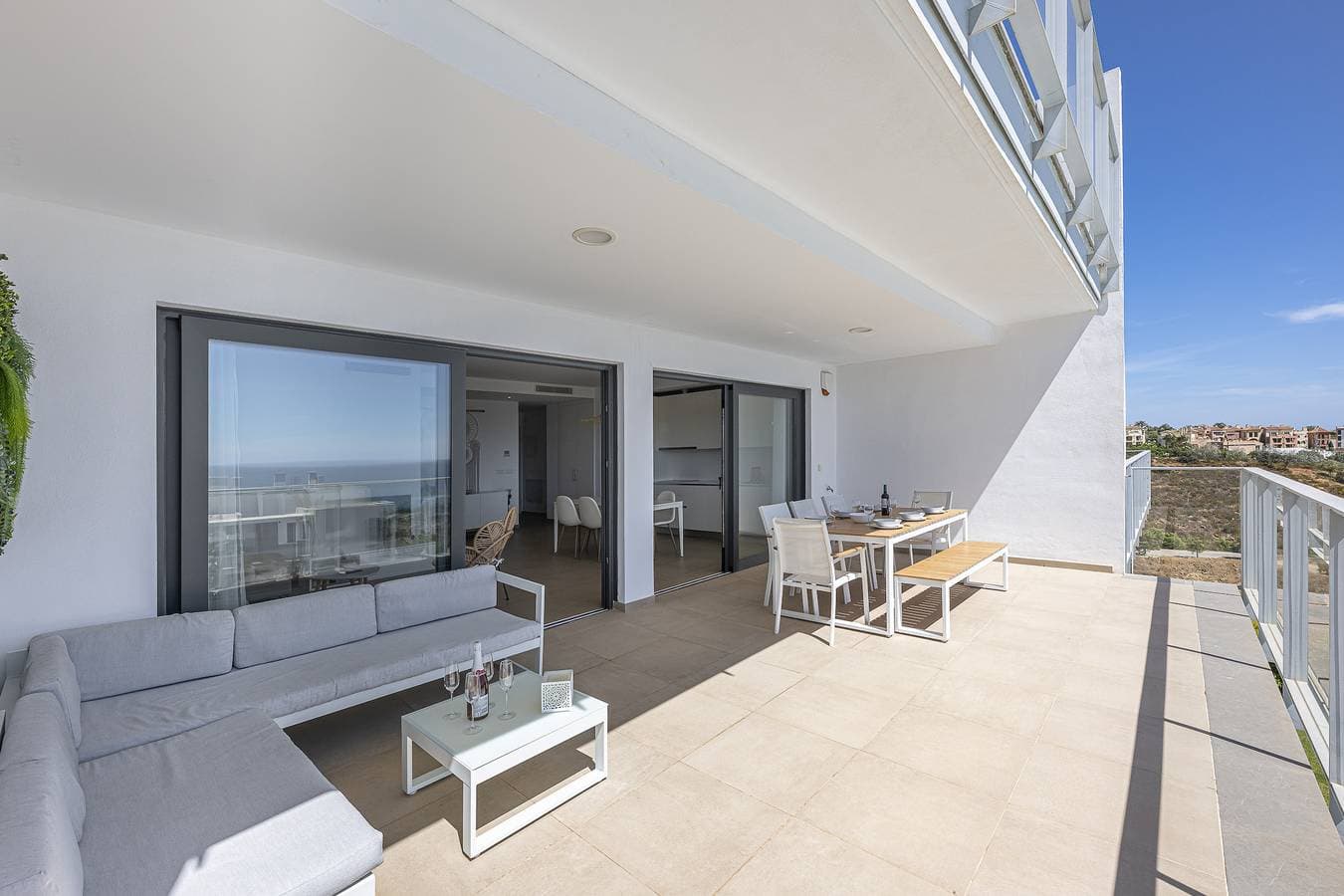 Foto 4 von 32: Sunrise Heights 2455 Sea View