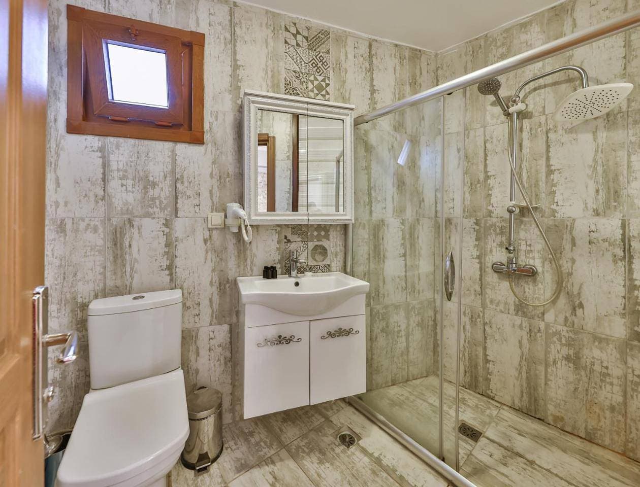 Foto 9 von 11: Deluxe Double Room with Bath