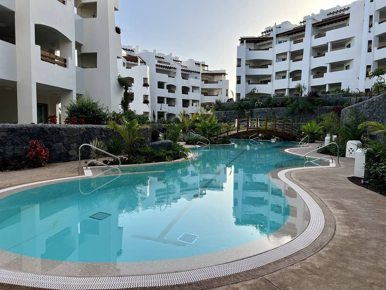 Foto 9 von 17: Jardines - Tabor 1.2 Pool View 1B