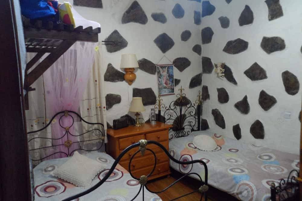 Foto 2 von 23: Typisches Haus Canaria, Tejeda mit allen Annehmlichkeiten.