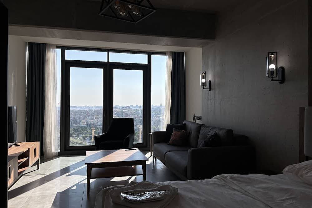 Foto 8 von 23: Queen Bomonti Studio | Panoramic City Living
