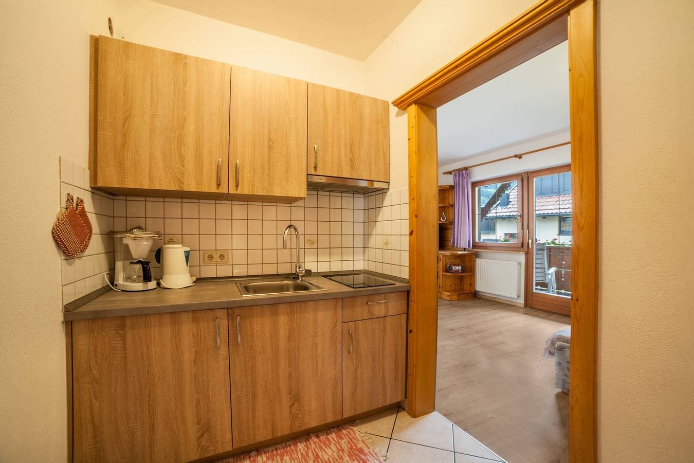 Foto 9 von 22: Ferienwohnung 'Sonnenparadies 1' mit Bergblick, WLAN & Garten