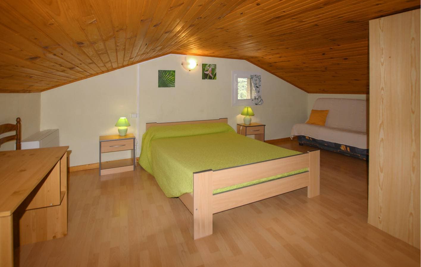 Foto 7 von 18: 1km von Saint-Étienne: Gartenwohnung mit Parkplatz & WiFi