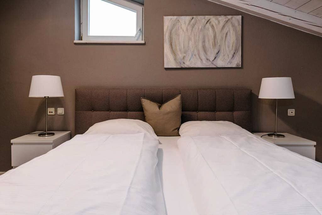 Foto 10 von 12: Suite with Lake View