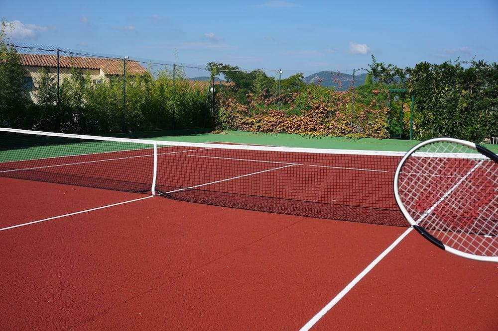 Foto 12 von 30: Traumblick Terrasse, Pools, Tennis, Parkpl, AirCon, 2 Wc, Top-WLAN (workation)