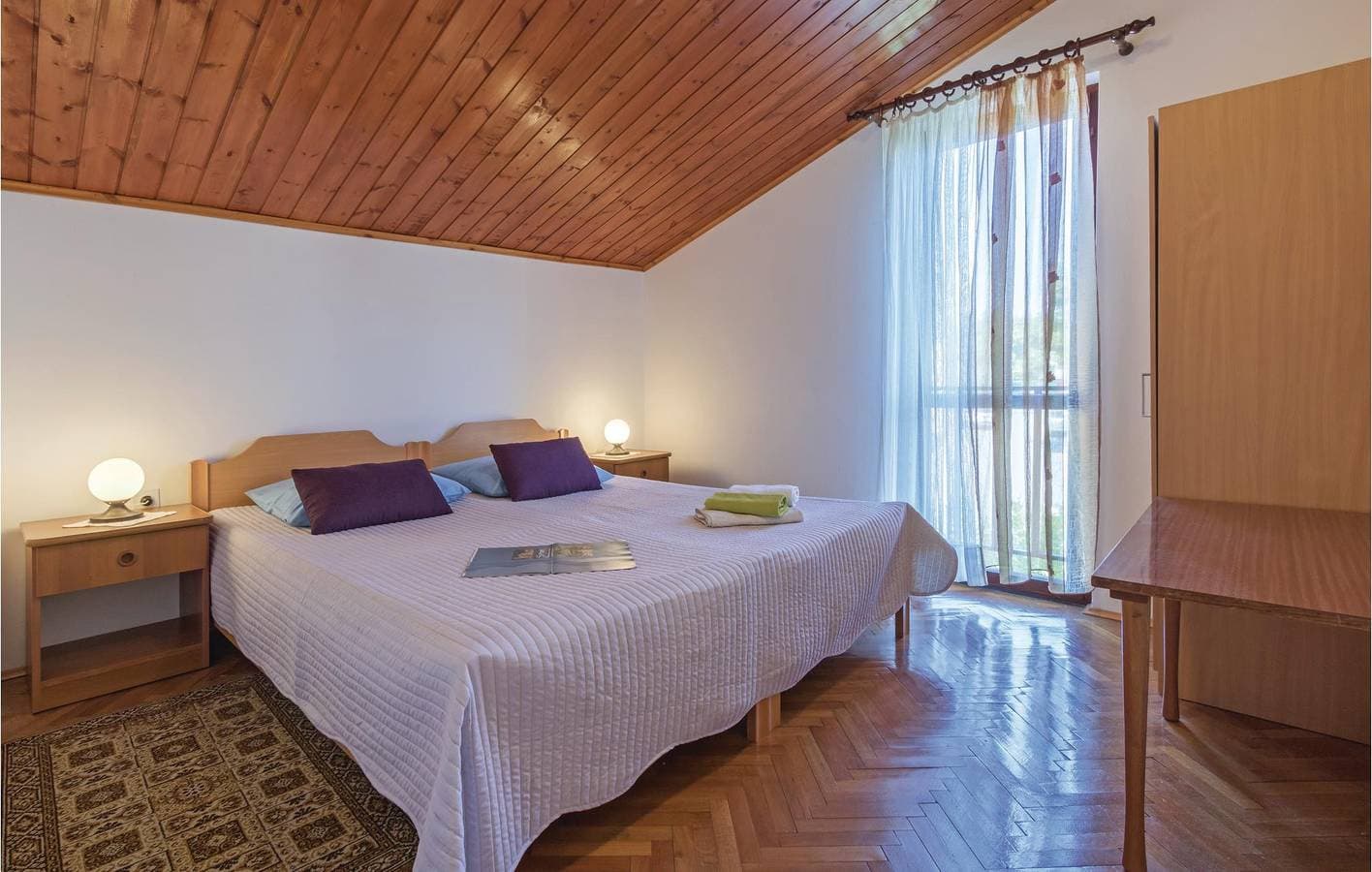 Foto 12 von 36: Gemütliche 2-Zimmer-Wohnung mit Pool und Terrasse, 800 m vom Strand Pomer entfernt