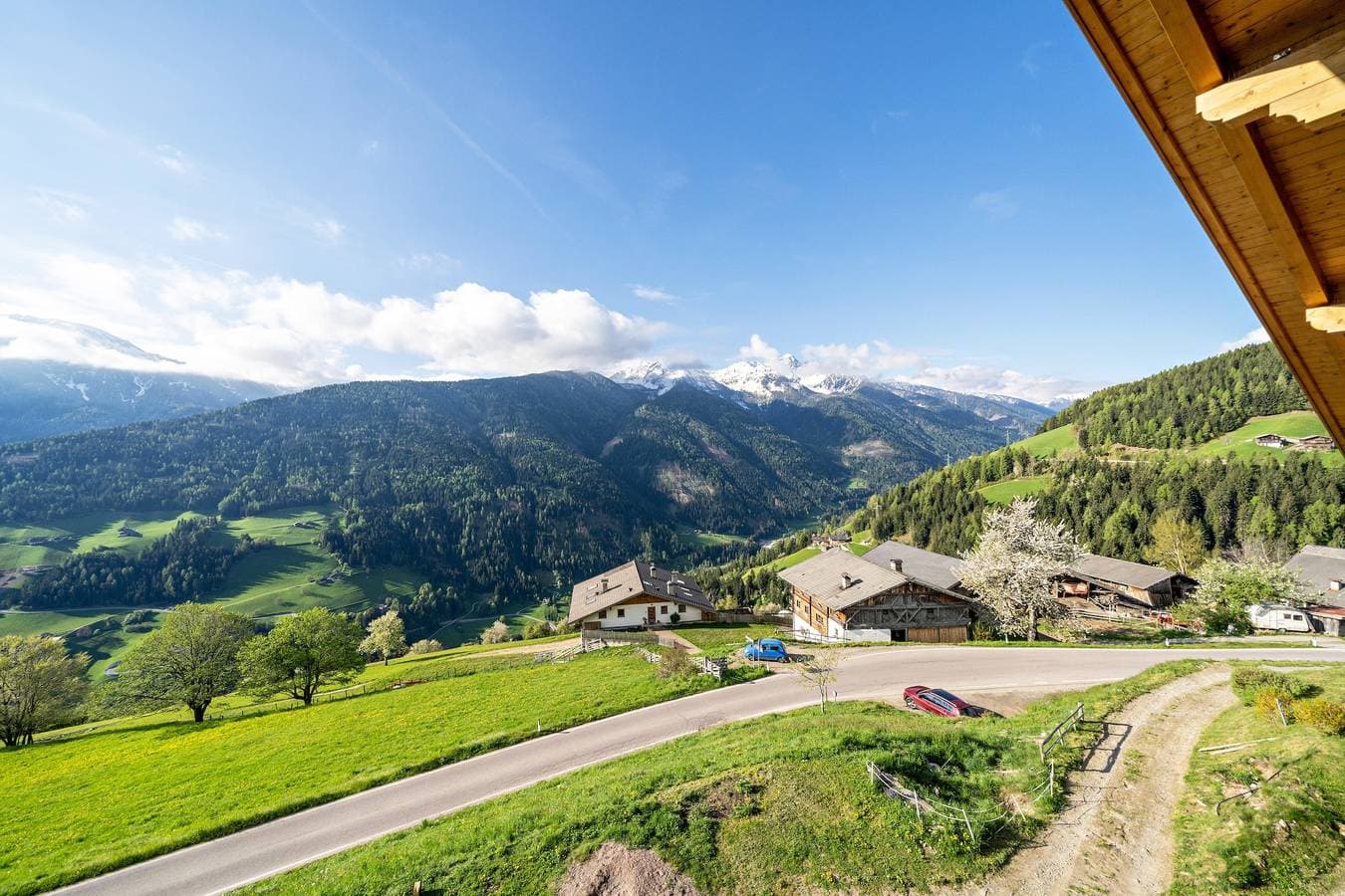 Foto 3 von 13: Ferienwohnung 'Matscherhof Helena' mit Bergblick, Gemeinschaftsgarten und Balkon