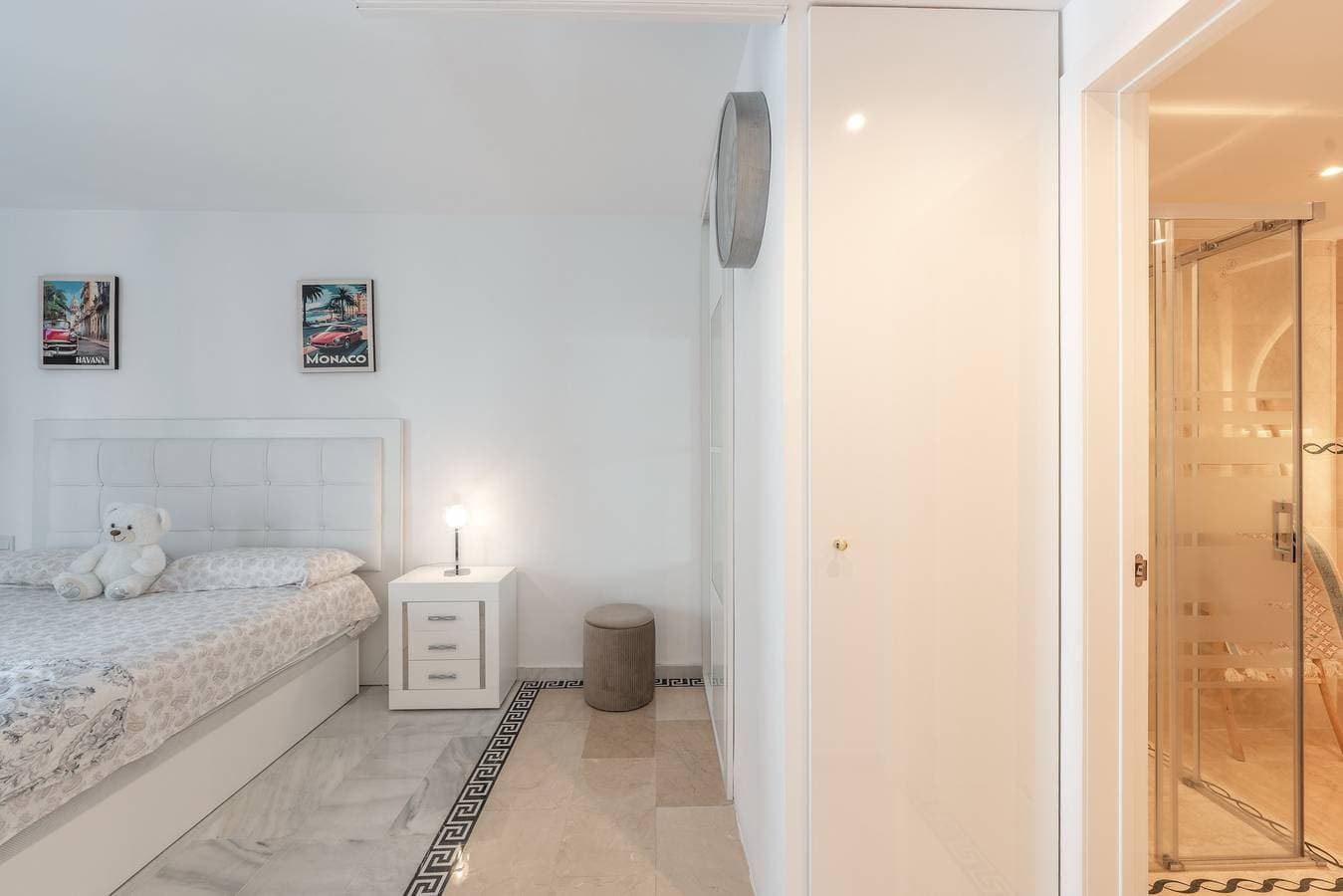 Foto 9 von 26: Ferienhaus 'Enjoy Puerto Banus Next To Beach' mit Meerblick, WLAN und Klimaanlage