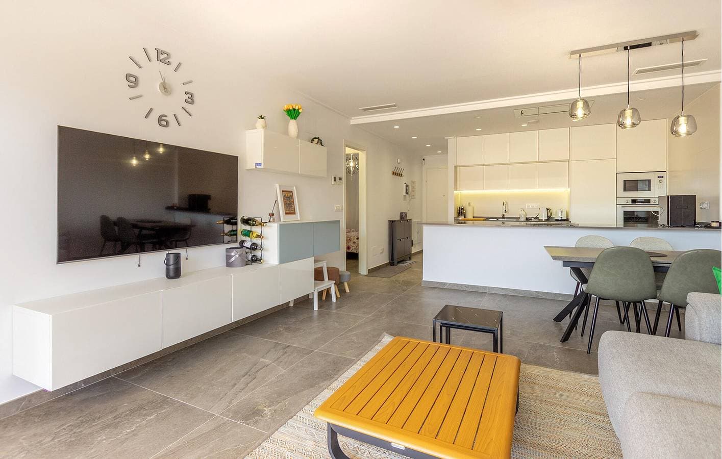 Foto 6 von 24: Appartement am Strand mit Parkplatz, Pool, Terrasse und Internet