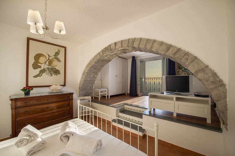 Foto 2 von 17: Casa Cimino A - Schöne Wohnung mit herrlichem Blick auf Capri und Positano