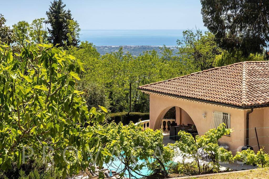 Foto 10 von 58: Ferienhaus mit Pool und Aussicht in Vence