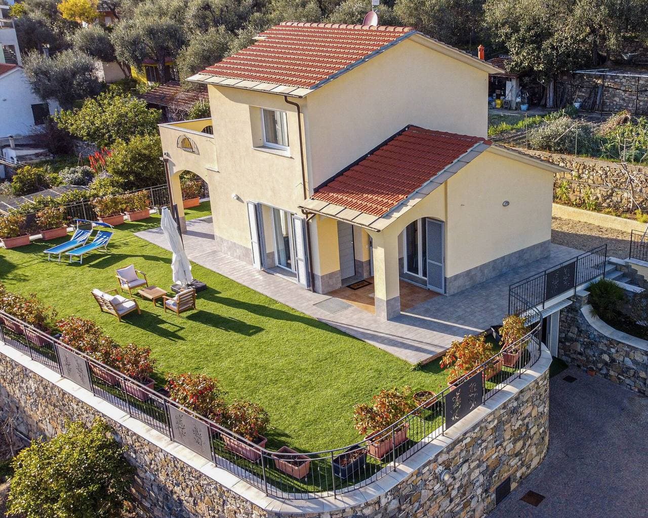 Foto 11 von 111: Villa Mimosa - Diano Marina