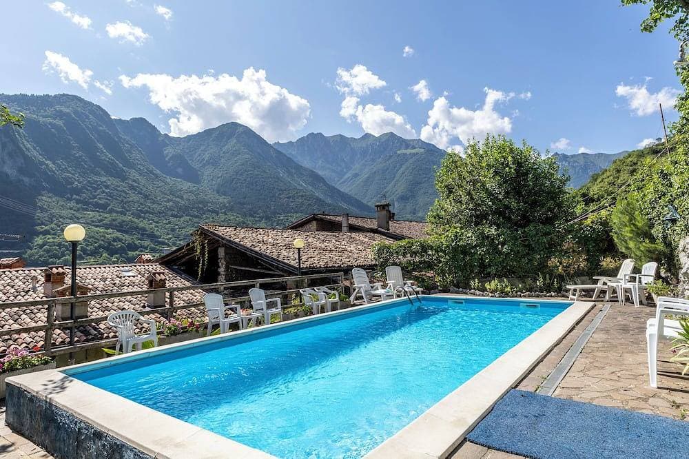 Il Nido dell'Artista Apartment with Pool, Tenno, Italy 1