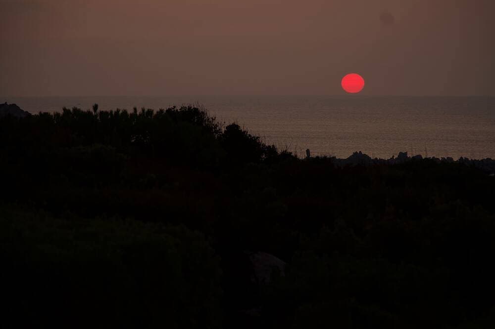 Foto 13 von 25: Casa Ruja - Der Sonnenuntergang über den Mündern