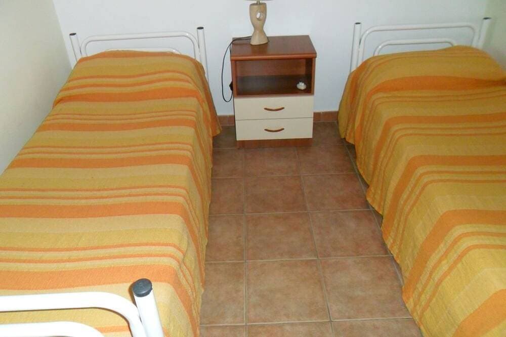 Foto 3 von 30: Modern und Sehr Schön Eingerichtetes Appartment in Einer Villa mit Garten