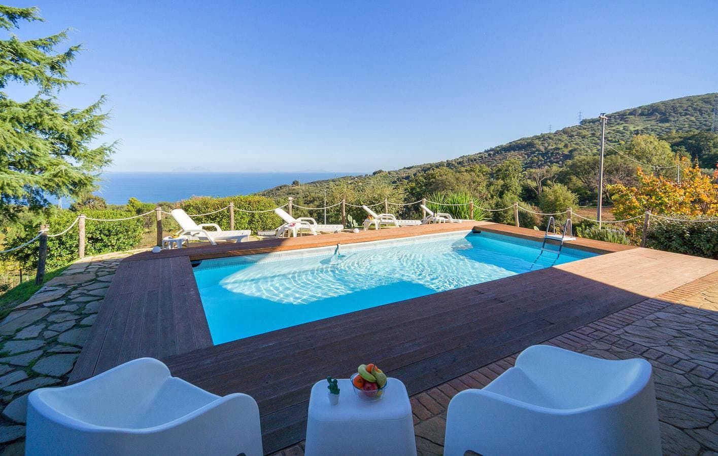 Foto 4 von 49: Apartment mit Meerblick, Pool und Parkplatz, nahe dem Stadtzentrum