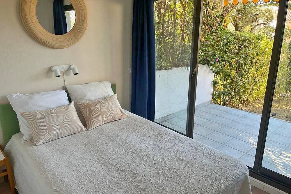 Foto 2 von 18: 23. A cosy little apt with pool, tennis court & parking in a quiet residence