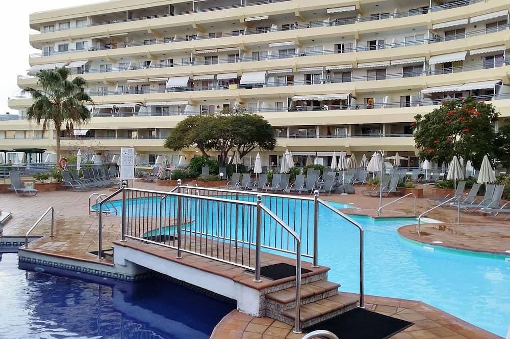 1 Bed Hotel Apt. in Costa Adeje, Few minutes walk to Beach, Shops & Restaurants 1
