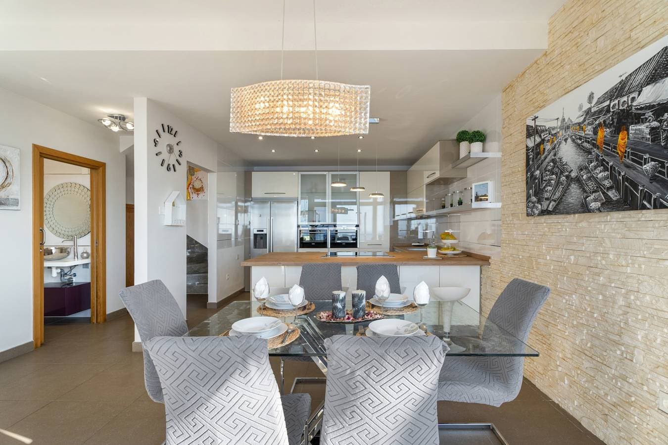 Foto 10 von 38: Ferienvilla 'Golden Horizon' mit Meerblick, Privat Pool und Wi-Fi
