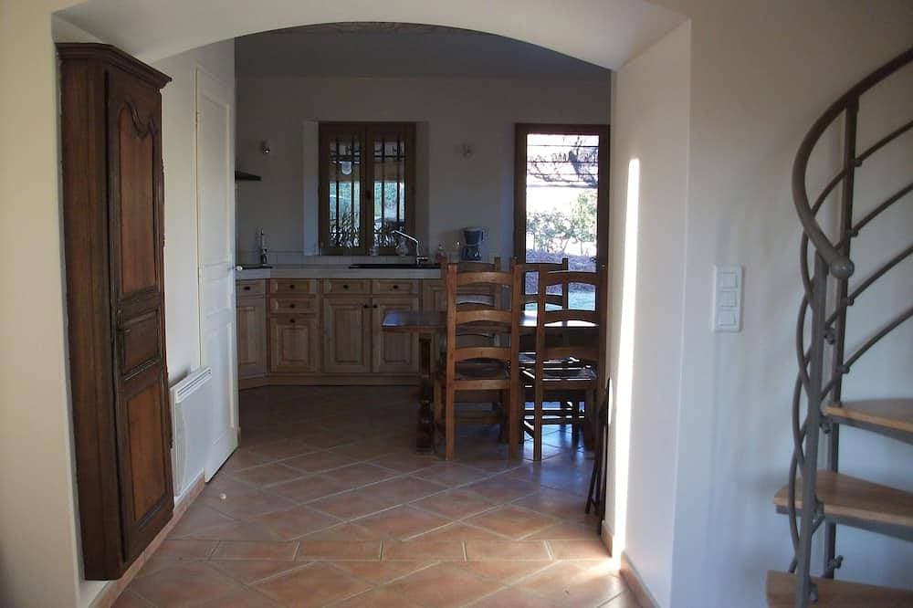 Foto 11 von 21: Bastidon, Pool, 3000 m2 Land, für 2-4 Personen, Apt, Luberon