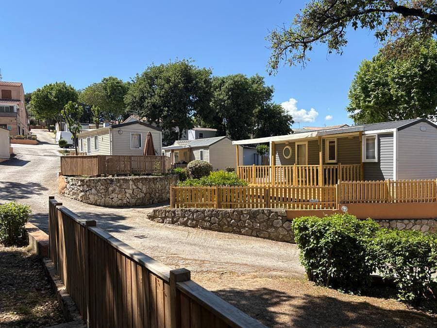 Foto 9 von 40: Camping Parc des Fontanettes - Mobilheim 2 personen - Vernette Mh 18M² 1Ch 2Pers