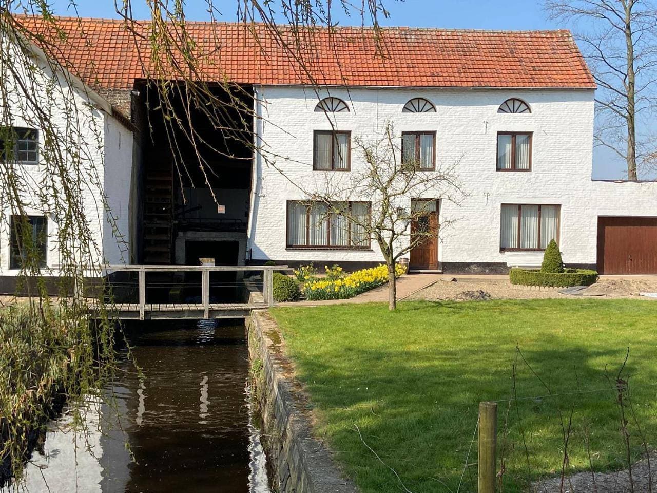 Foto 6 von 49: Four-Bedroom House