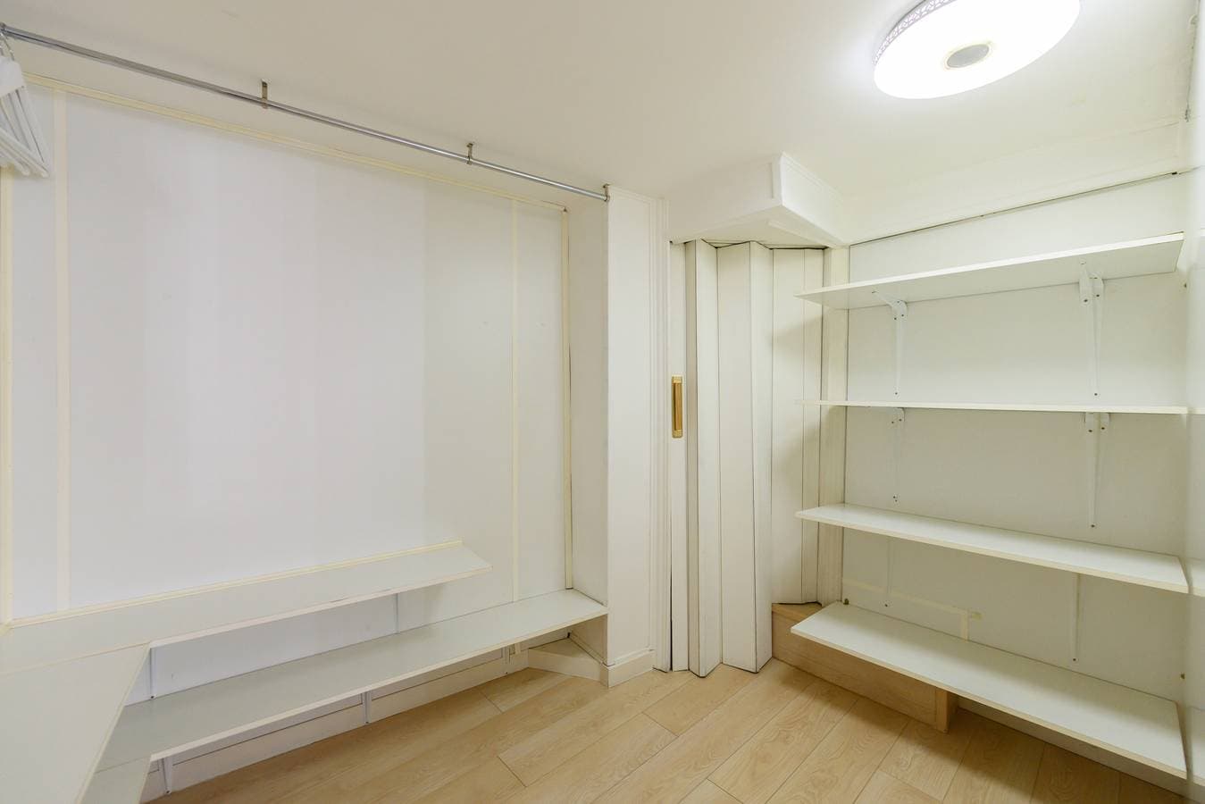 Foto 6 von 21: M Moderno dúplex de 1 dormitorio con toda