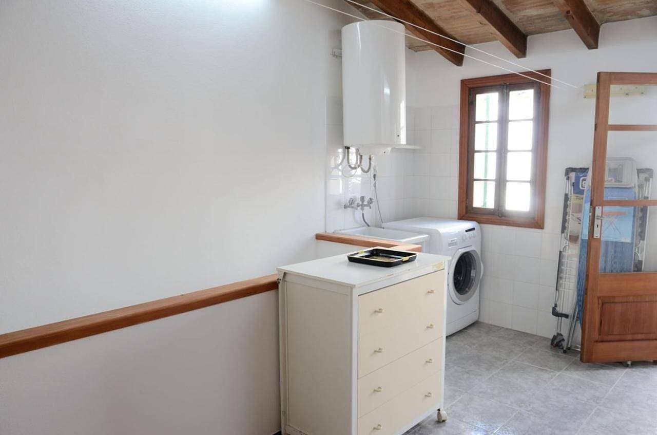 Foto 13 von 37: Three-Bedroom House