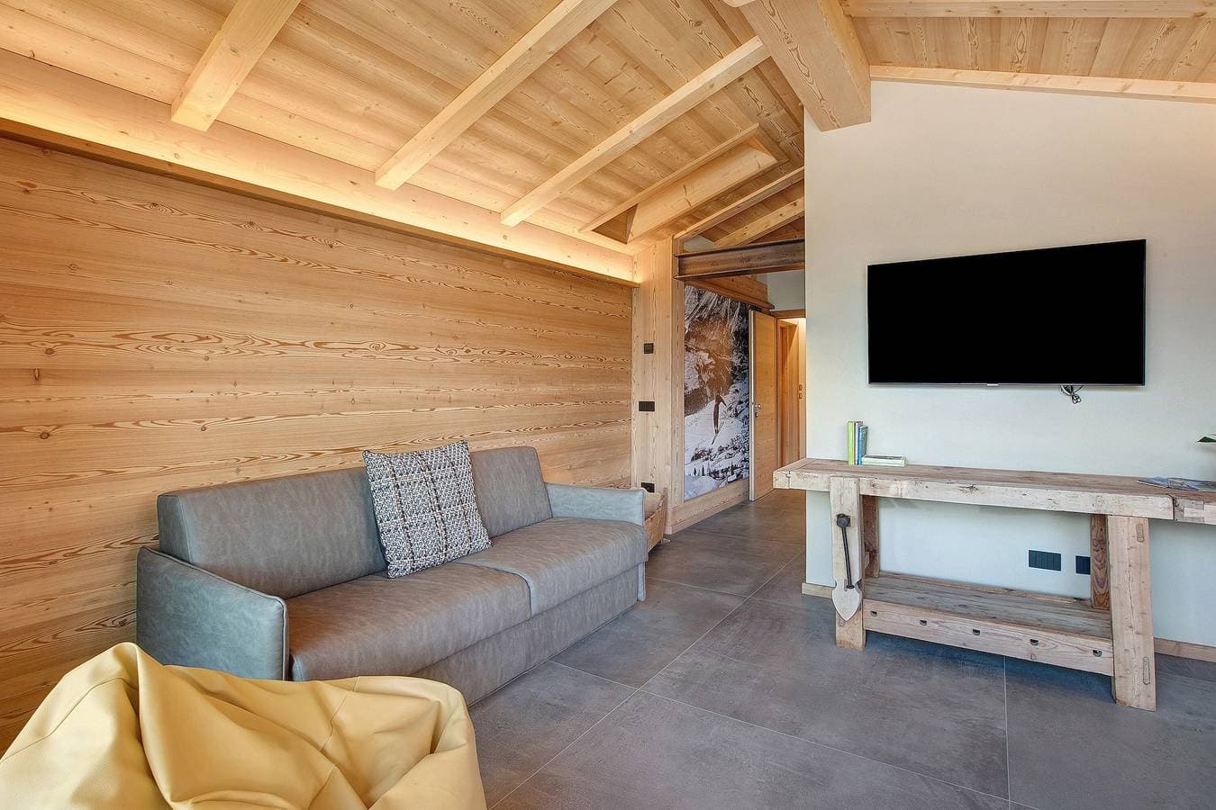 Foto 13 von 27: Ferienwohnung "Aria di Casa Piazzi" mit Bergblick, Gemeinschaftsgarten und WLAN