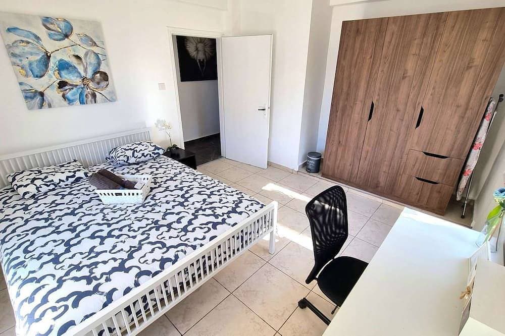 Foto 5 von 28: Center 2br | 250m walk from beach | parking :)