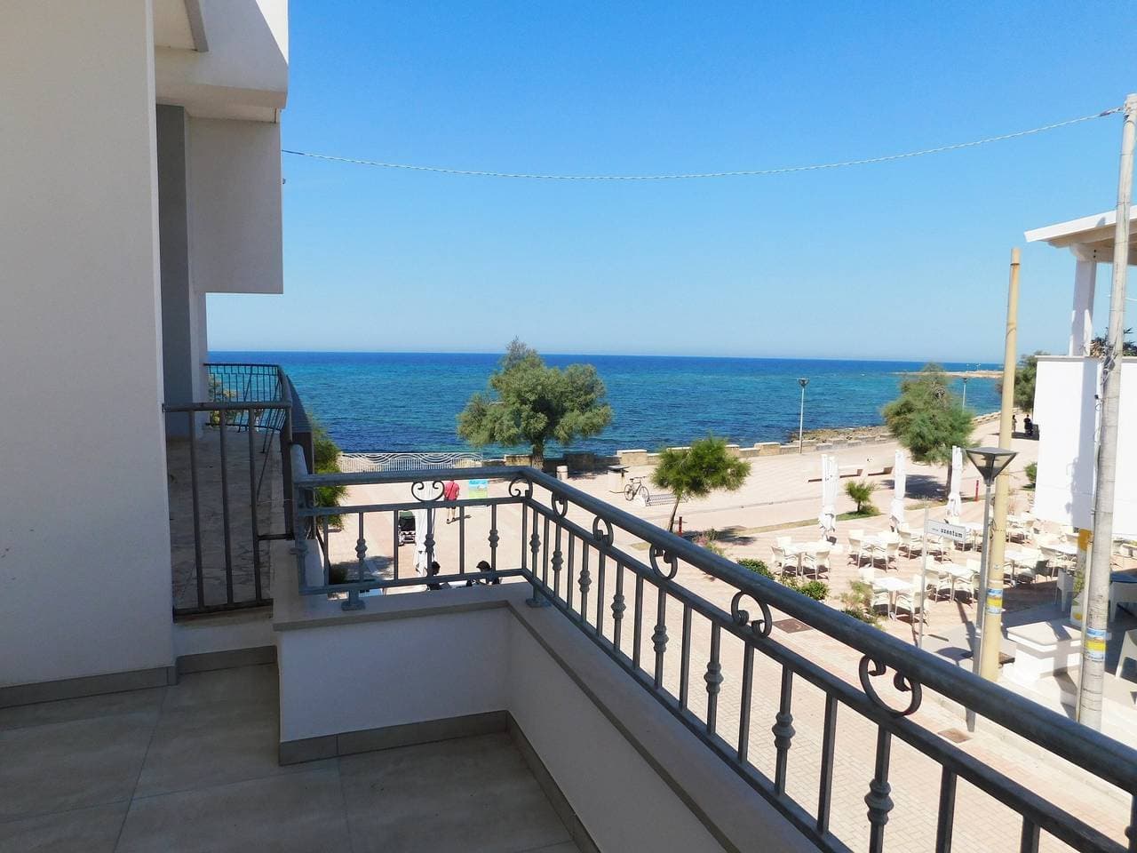 Foto 3 von 22: Zentrales Apartment am Ionischen Meer mit Balkon, Meerblick und Klimaanlage