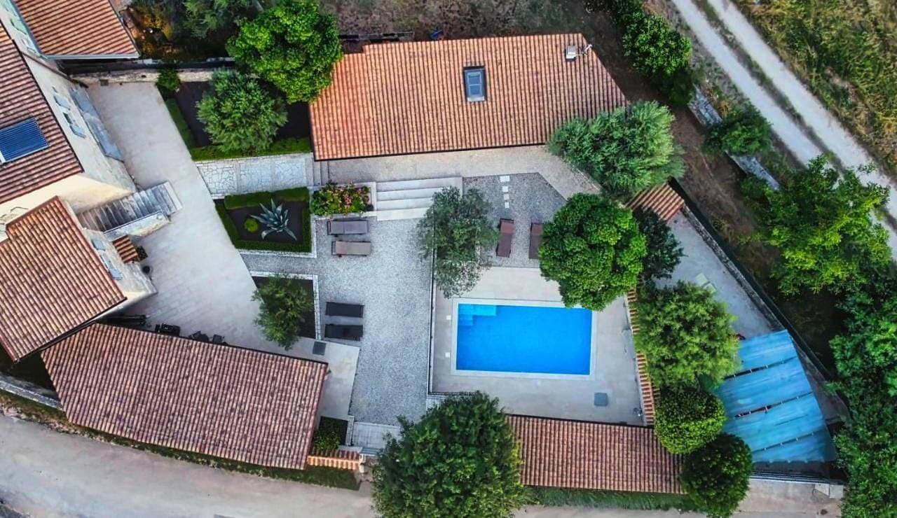 Foto 8 von 34: Five-Bedroom House